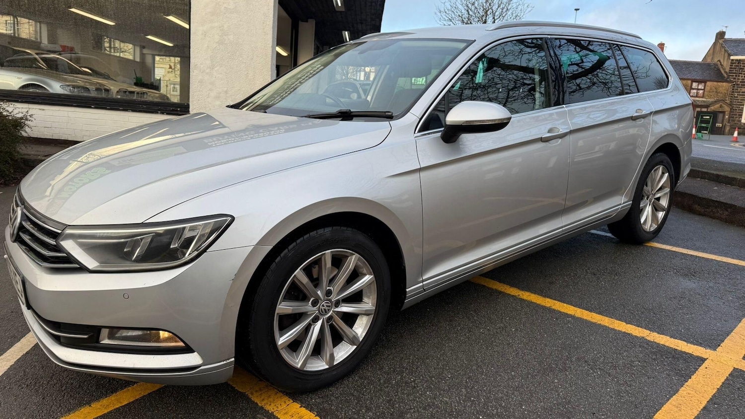 Used Volkswagen Passat 2015 for sale - 77230082: Photo 3