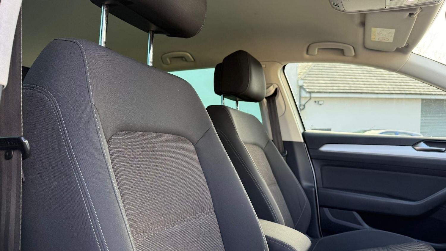 Used Volkswagen Passat 2015 for sale - 77230082: Photo 32