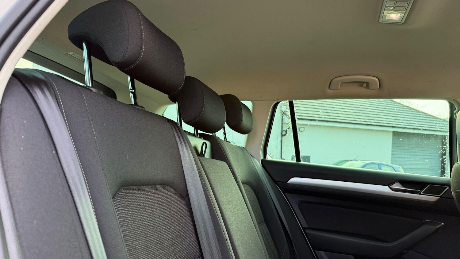 Used Volkswagen Passat 2015 for sale - 77230082: Photo 45