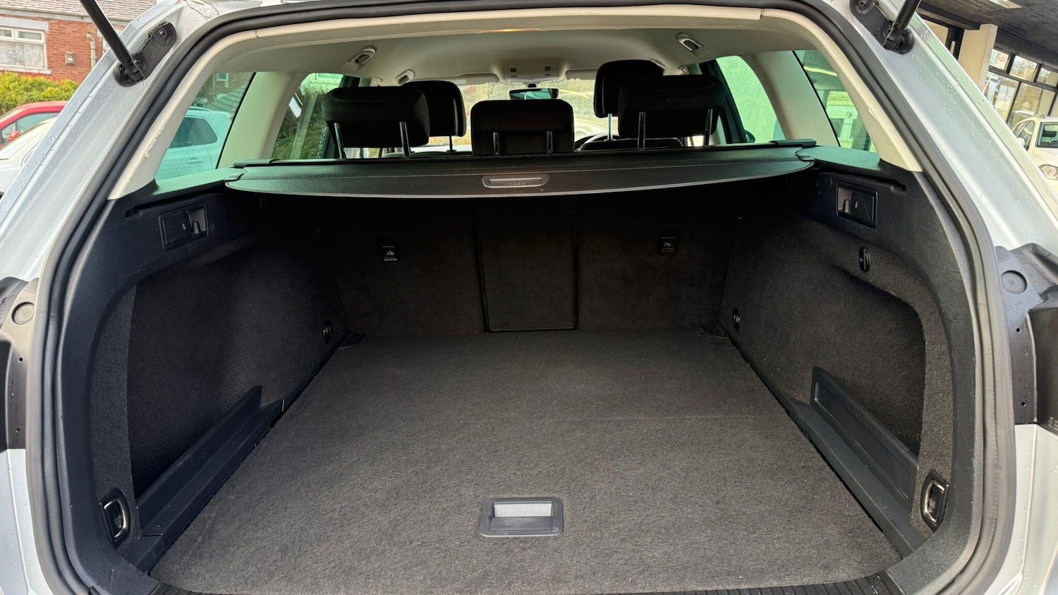 Used Volkswagen Passat 2015 for sale - 77230082: Photo 50