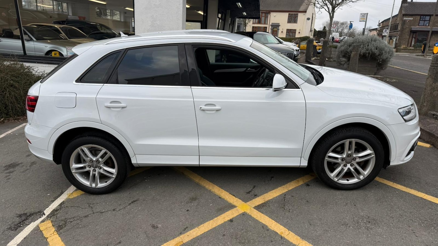 Used Audi Q3 2013 for sale - 77081324: Photo 18