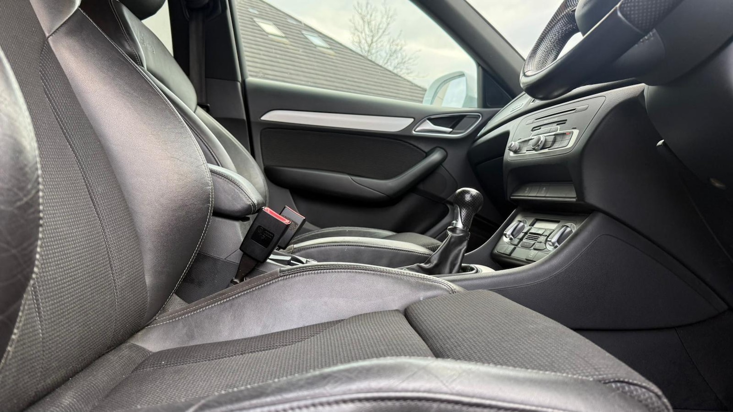 Used Audi Q3 2013 for sale - 77081324: Photo 31