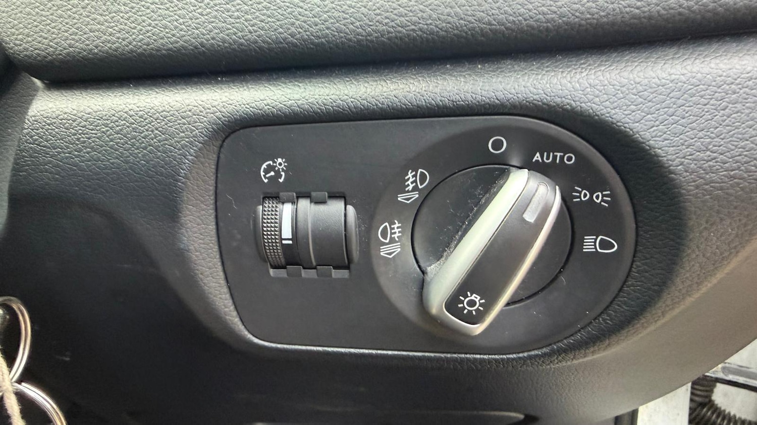 Used Audi Q3 2013 for sale - 77081324: Photo 40