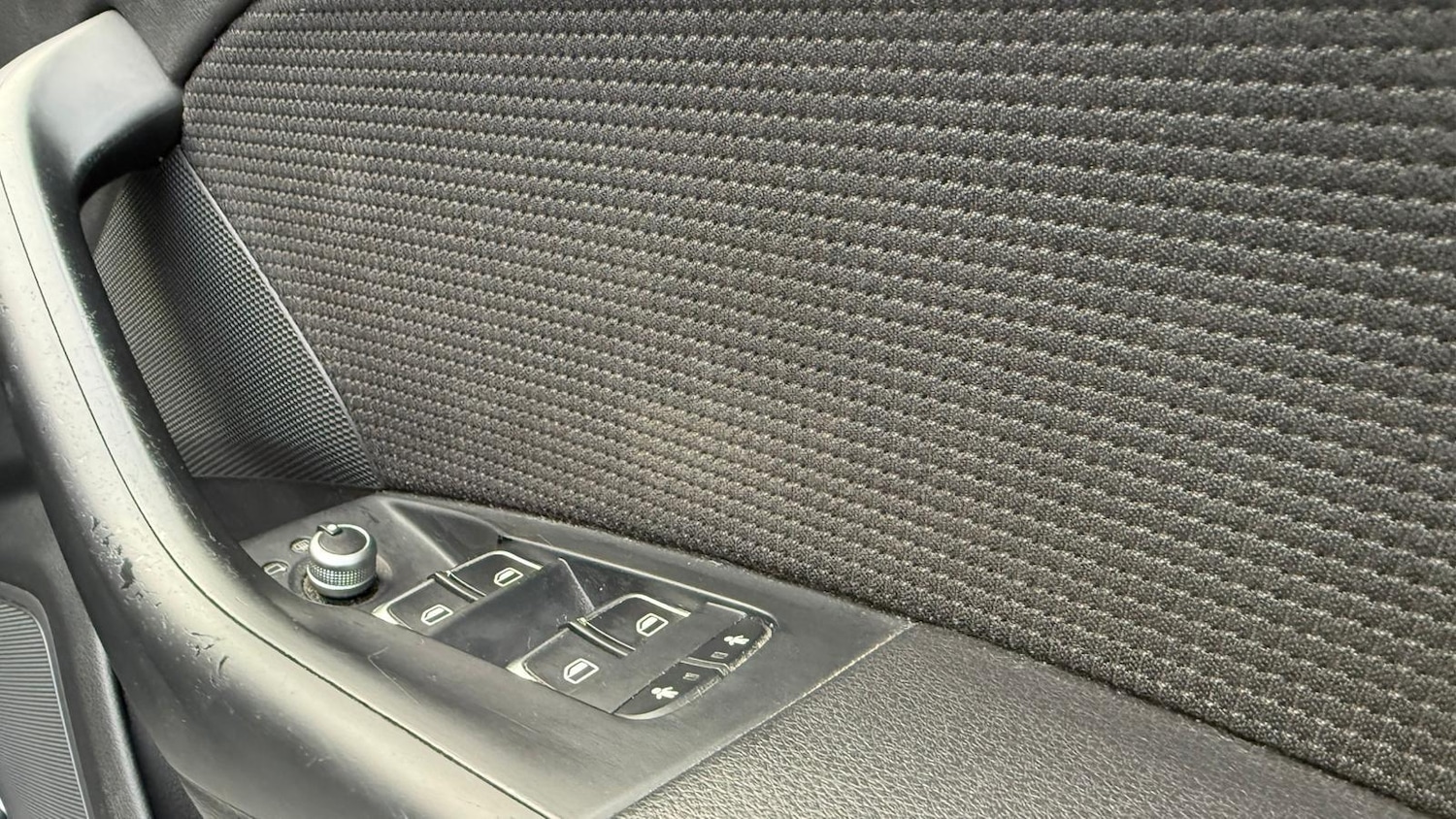 Used Audi Q3 2013 for sale - 77081324: Photo 41