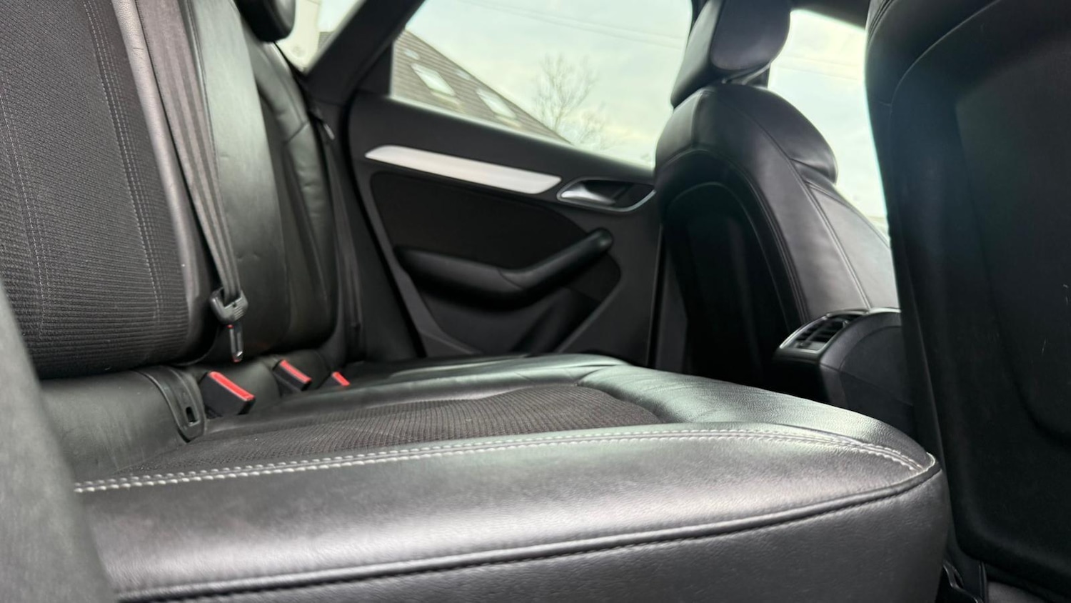 Used Audi Q3 2013 for sale - 77081324: Photo 48