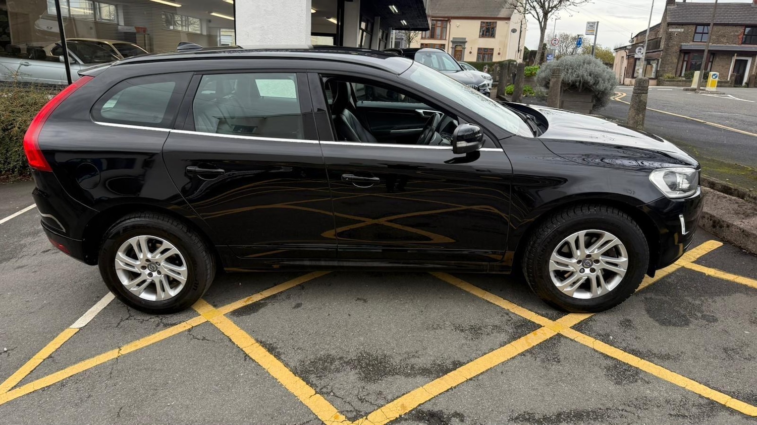 Used Volvo XC60 2016 for sale - 76786897: Photo 14