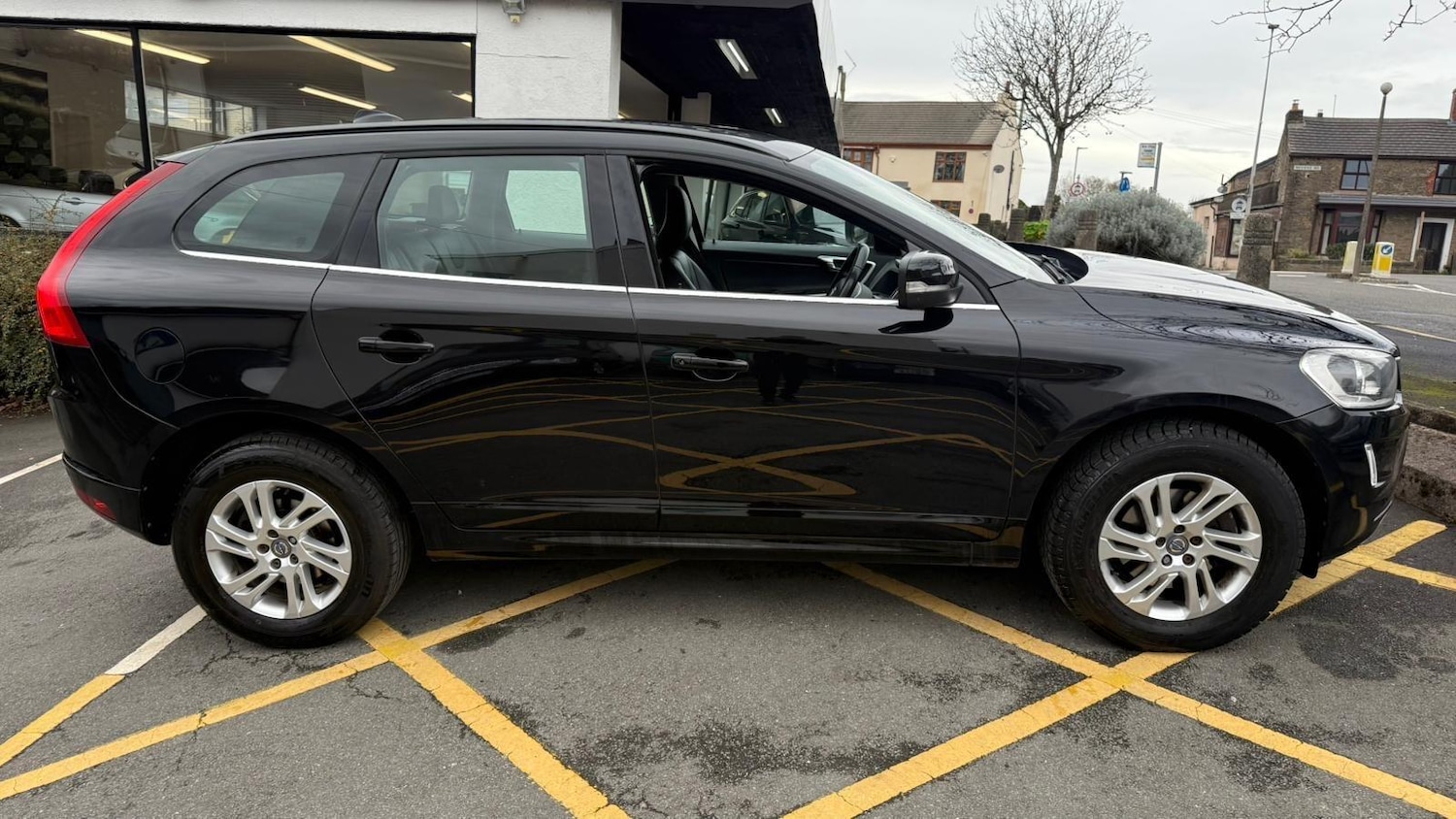 Used Volvo XC60 2016 for sale - 76786897: Photo 18