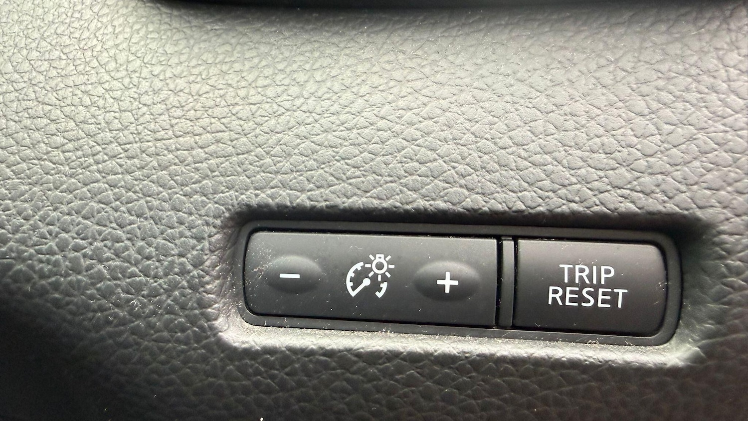 Used Nissan Qashqai 2015 for sale - 77386431: Photo 25