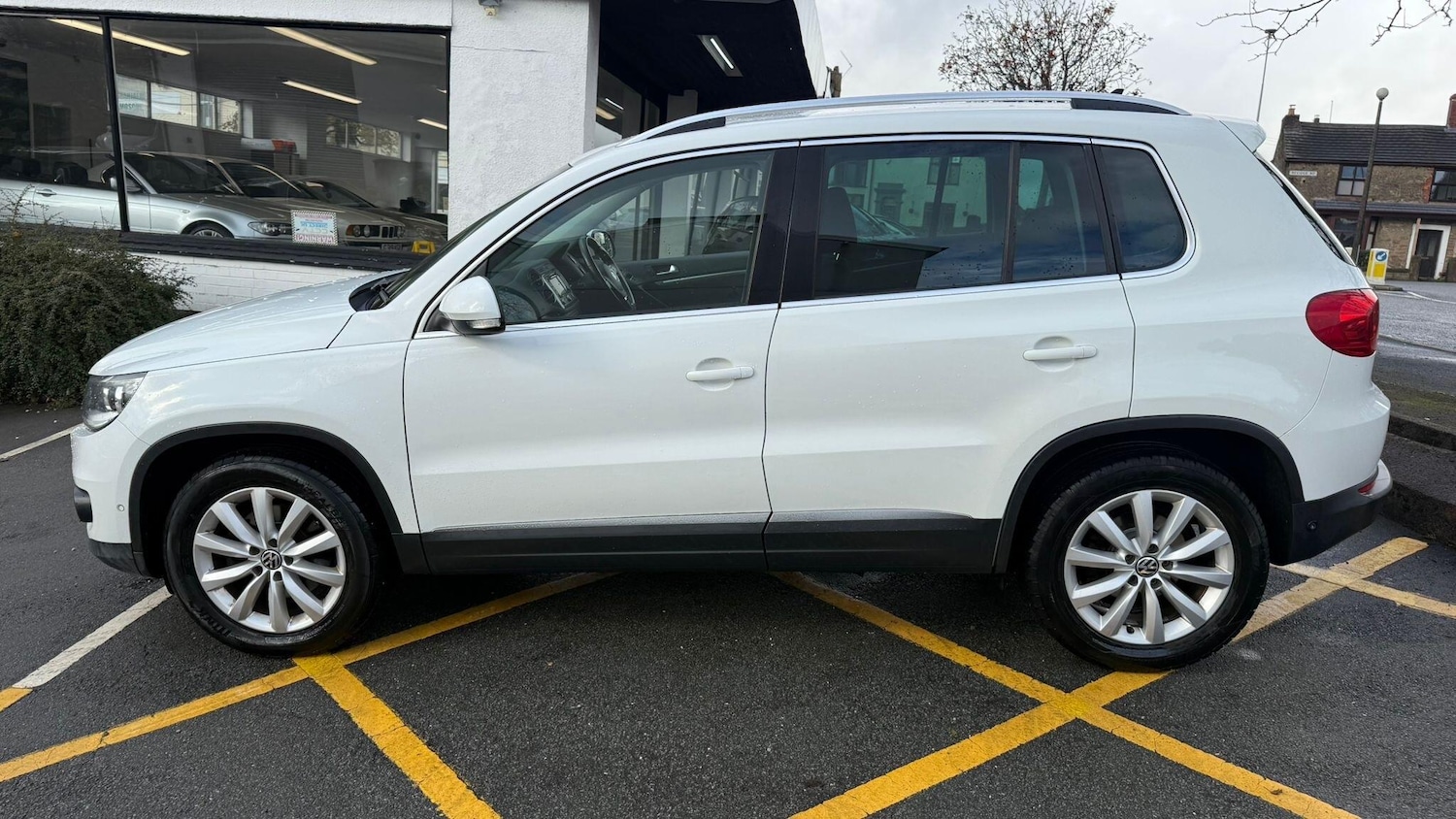 Used Volkswagen Tiguan 2015 for sale - 76786437: Photo 17