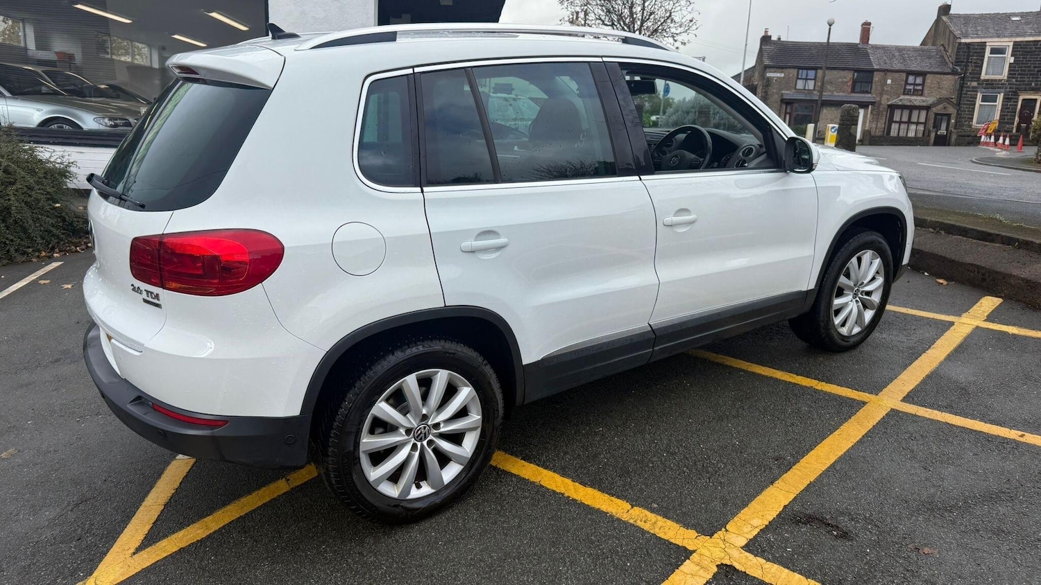 Used Volkswagen Tiguan 2015 for sale - 76786437: Photo 23