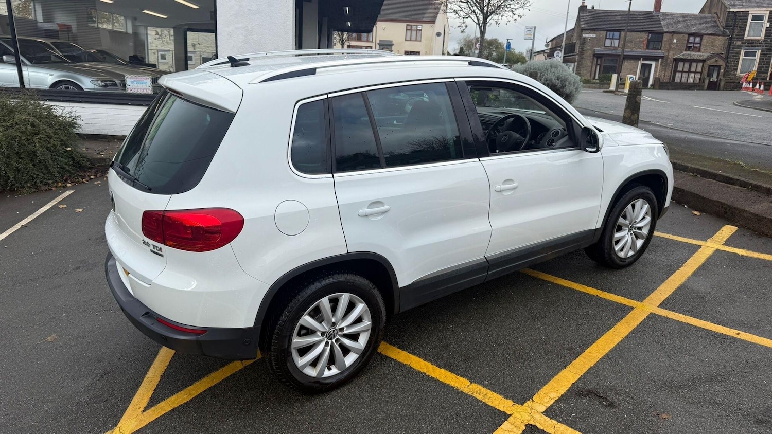 Used Volkswagen Tiguan 2015 for sale - 76786437: Photo 26