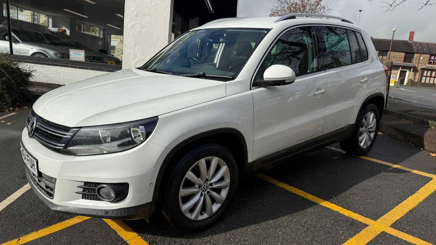 Used Volkswagen Tiguan 2015 for sale - 76786437: Photo 3