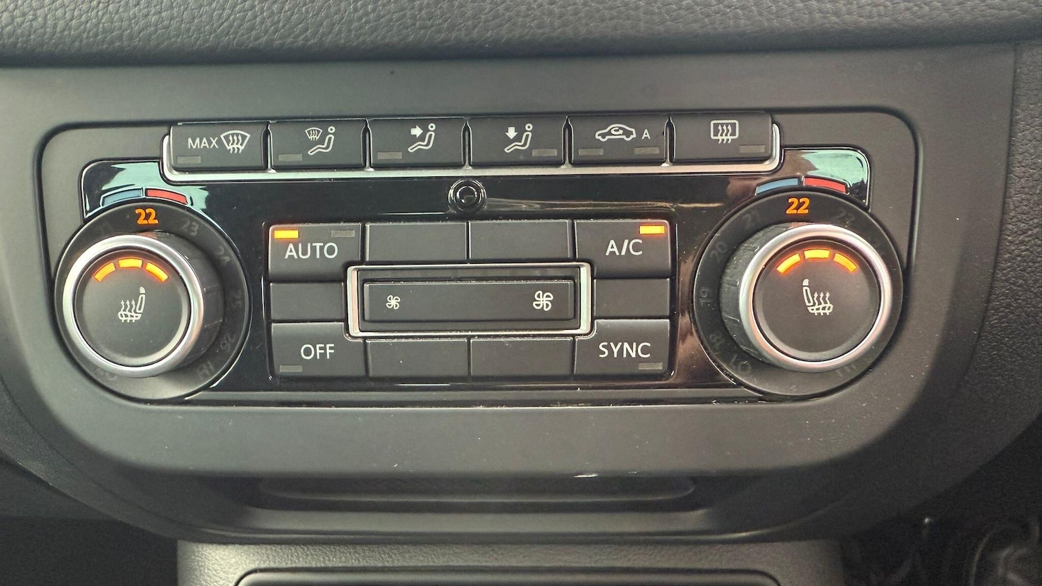 Used Volkswagen Tiguan 2015 for sale - 76786437: Photo 37