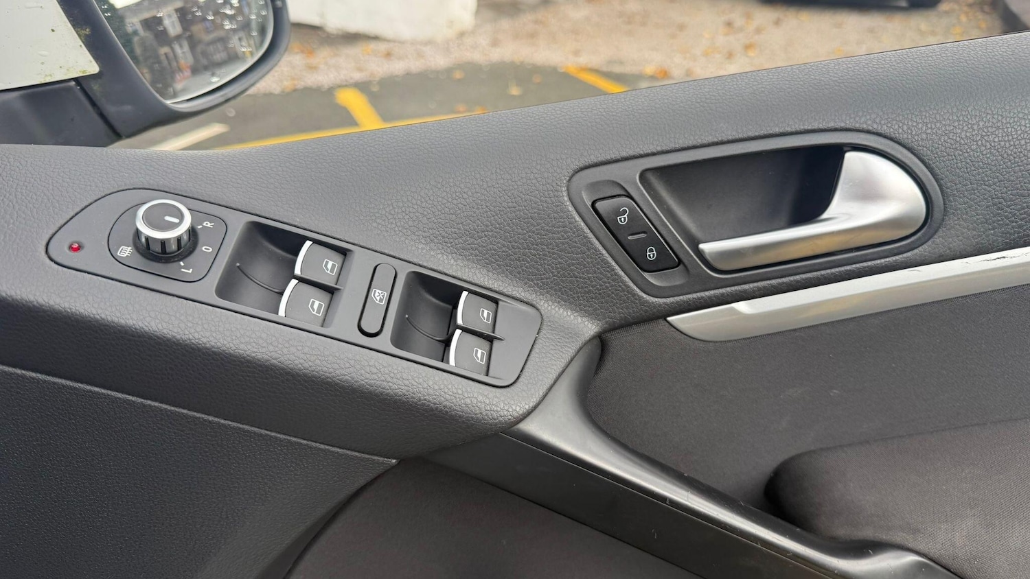 Used Volkswagen Tiguan 2015 for sale - 76786437: Photo 41