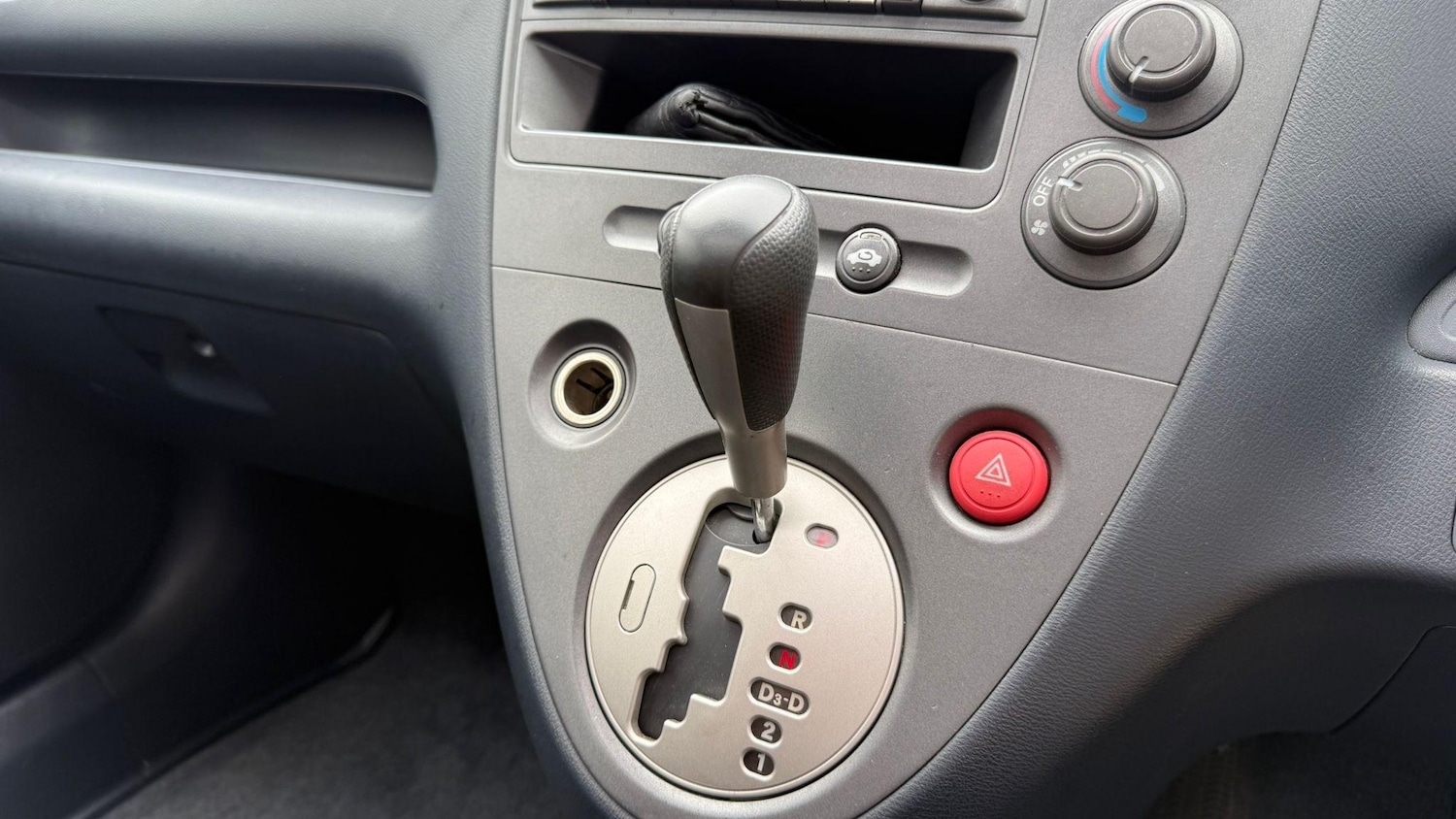 Used Honda Civic 2001 for sale - 76786546: Photo 40