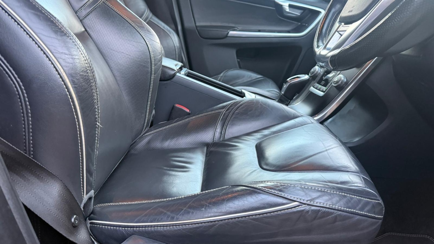 Used Volvo XC60 2014 for sale - 77202696: Photo 29