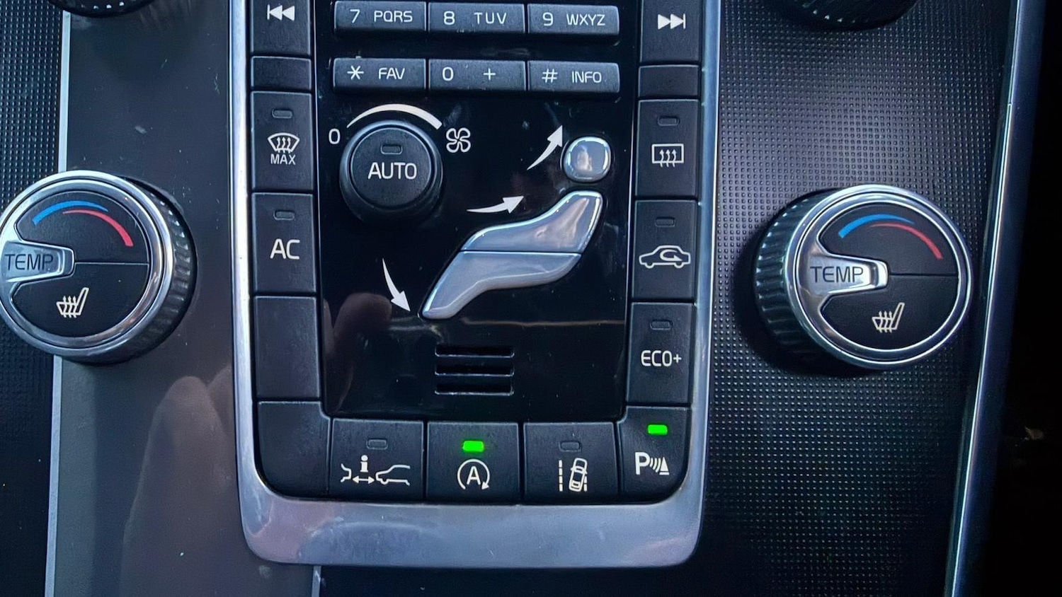 Used Volvo XC60 2014 for sale - 77202696: Photo 36