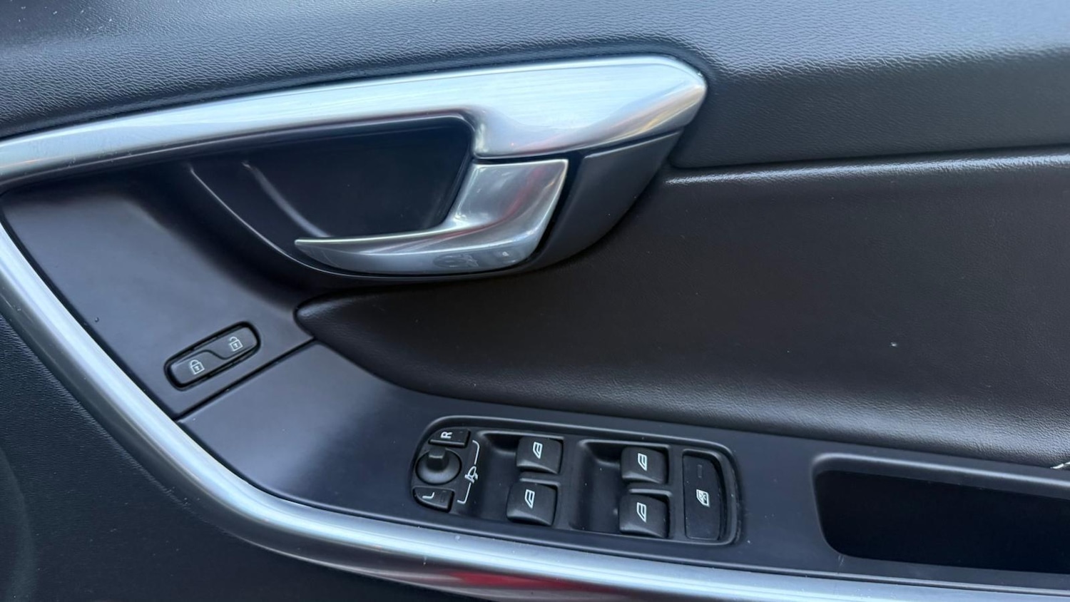 Used Volvo XC60 2014 for sale - 77202696: Photo 44