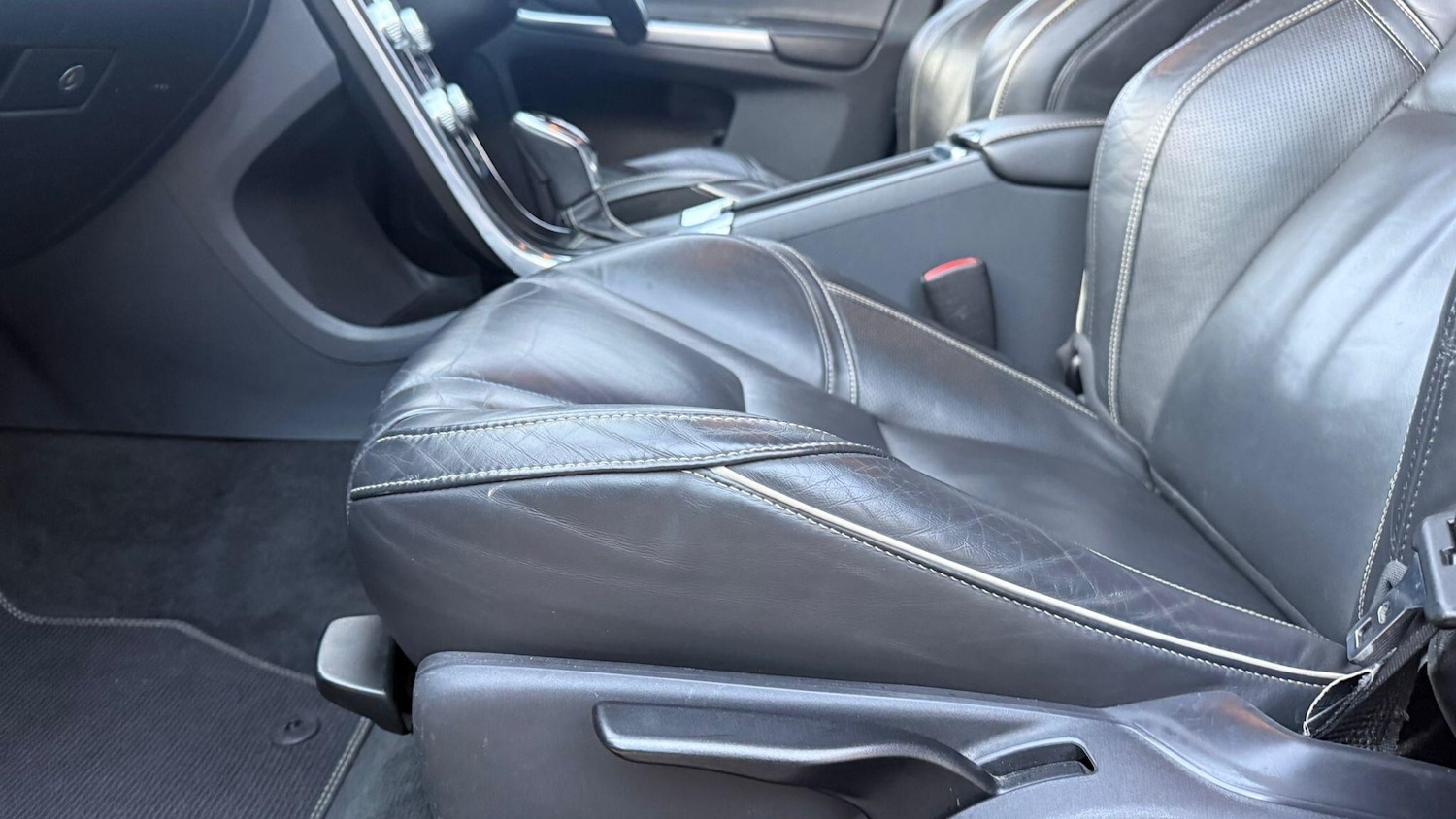 Used Volvo XC60 2014 for sale - 77202696: Photo 45