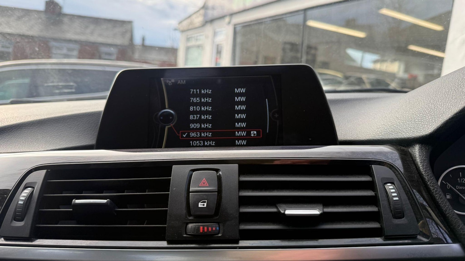 Used BMW 3 Series 2014 for sale - 77029038: Photo 41