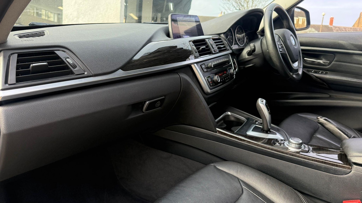 Used BMW 3 Series 2014 for sale - 77029038: Photo 46