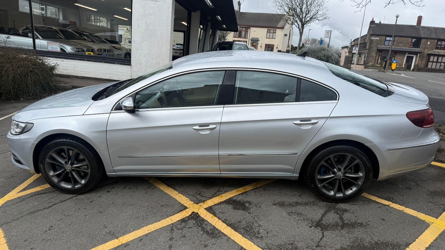 Used Volkswagen CC 2014 for sale - 77709677: Photo 17