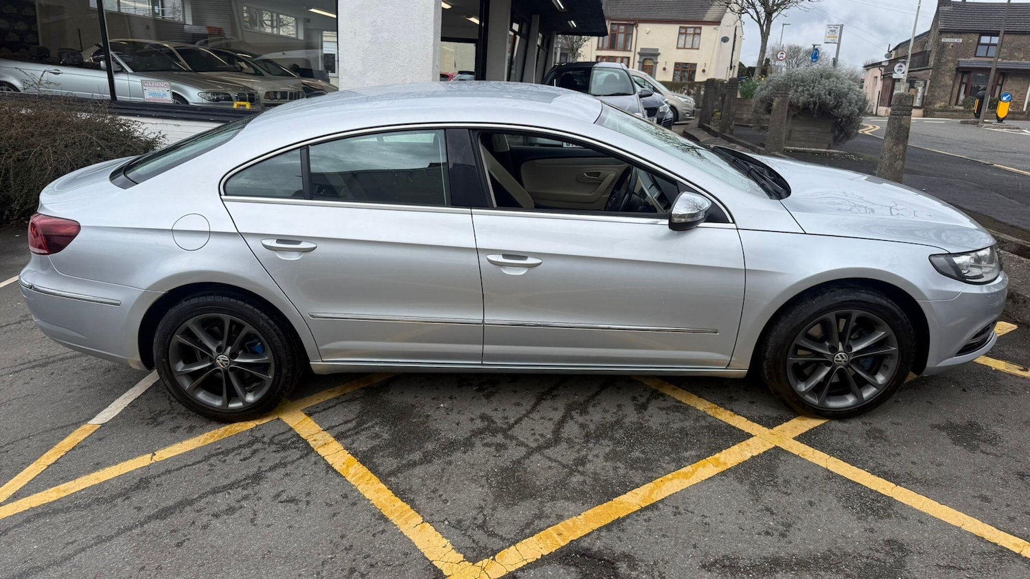 Used Volkswagen CC 2014 for sale - 77709677: Photo 18