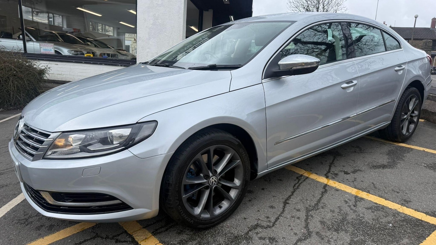 Used Volkswagen CC 2014 for sale - 77709677: Photo 3