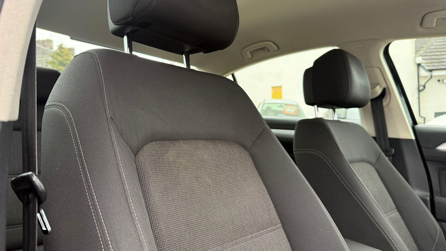 Used Volkswagen Passat 2015 for sale - 77376571: Photo 32