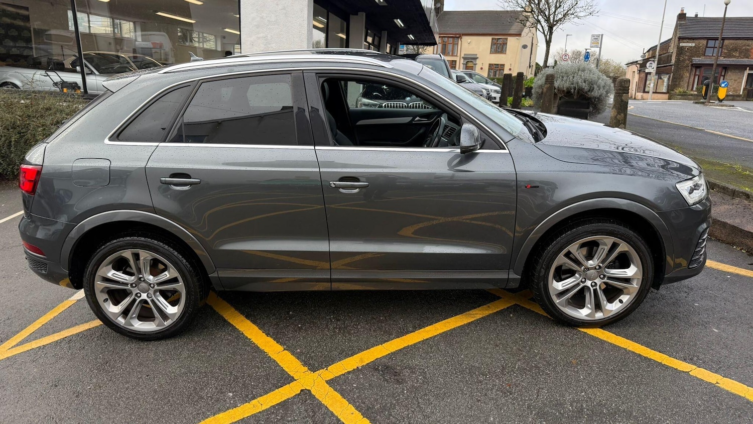 Used Audi Q3 2016 for sale - 76786689: Photo 16