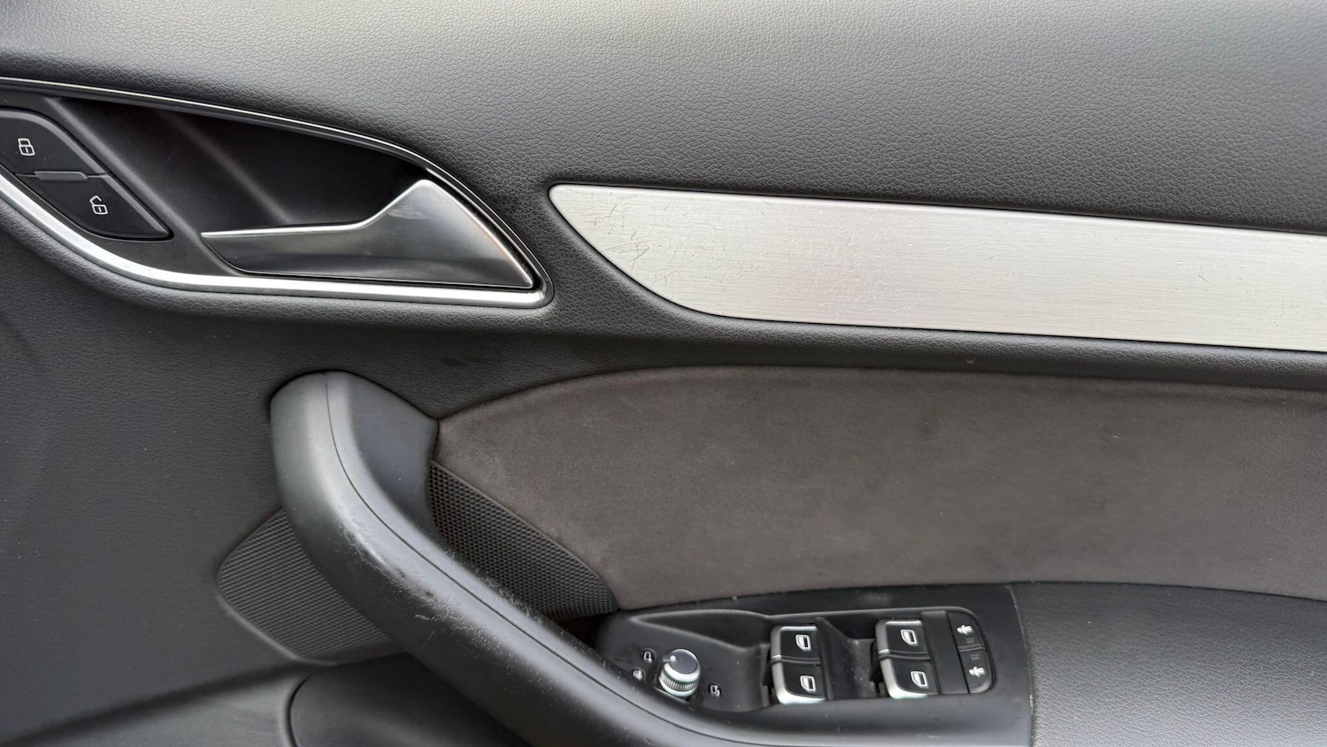 Used Audi Q3 2016 for sale - 76786689: Photo 46