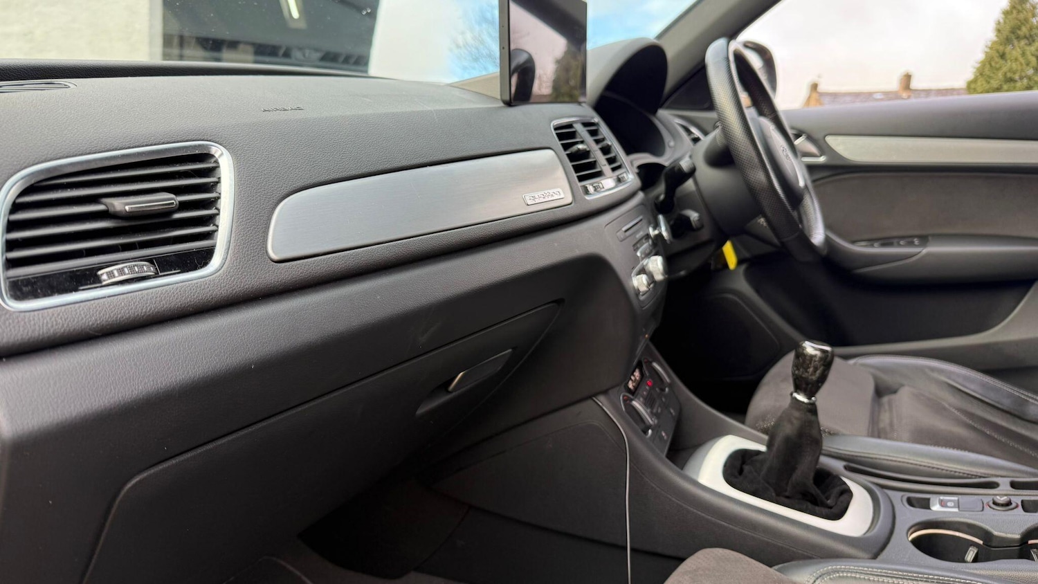 Used Audi Q3 2016 for sale - 76786689: Photo 48