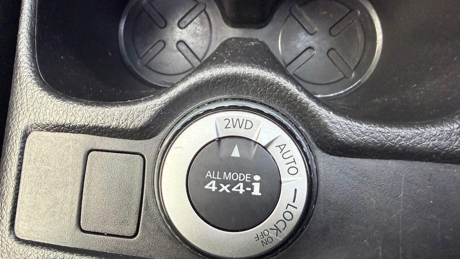 Used Nissan X-Trail 2017 for sale - 77238007: Photo 37