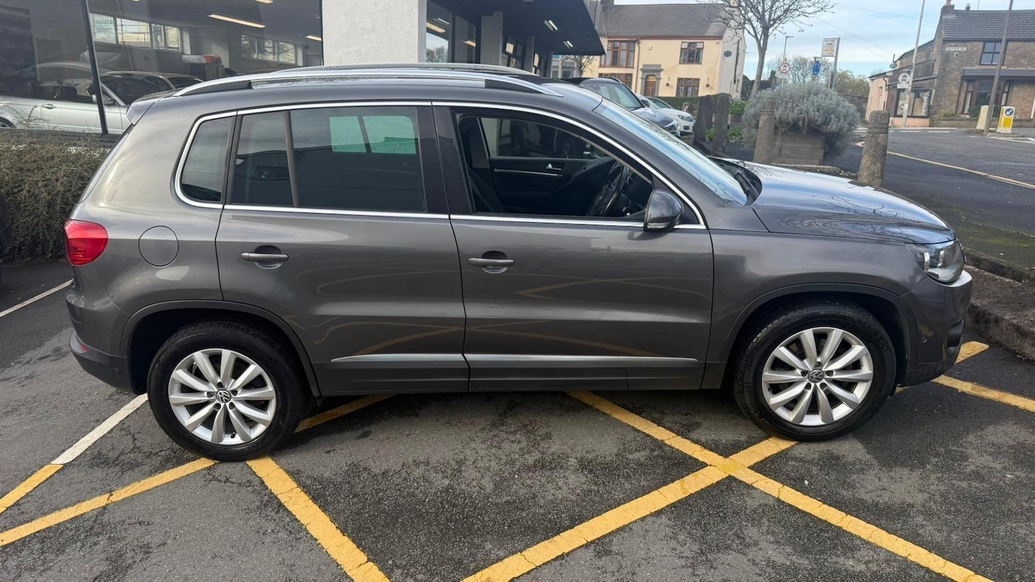 Used Volkswagen Tiguan 2014 for sale - 76786706: Photo 20