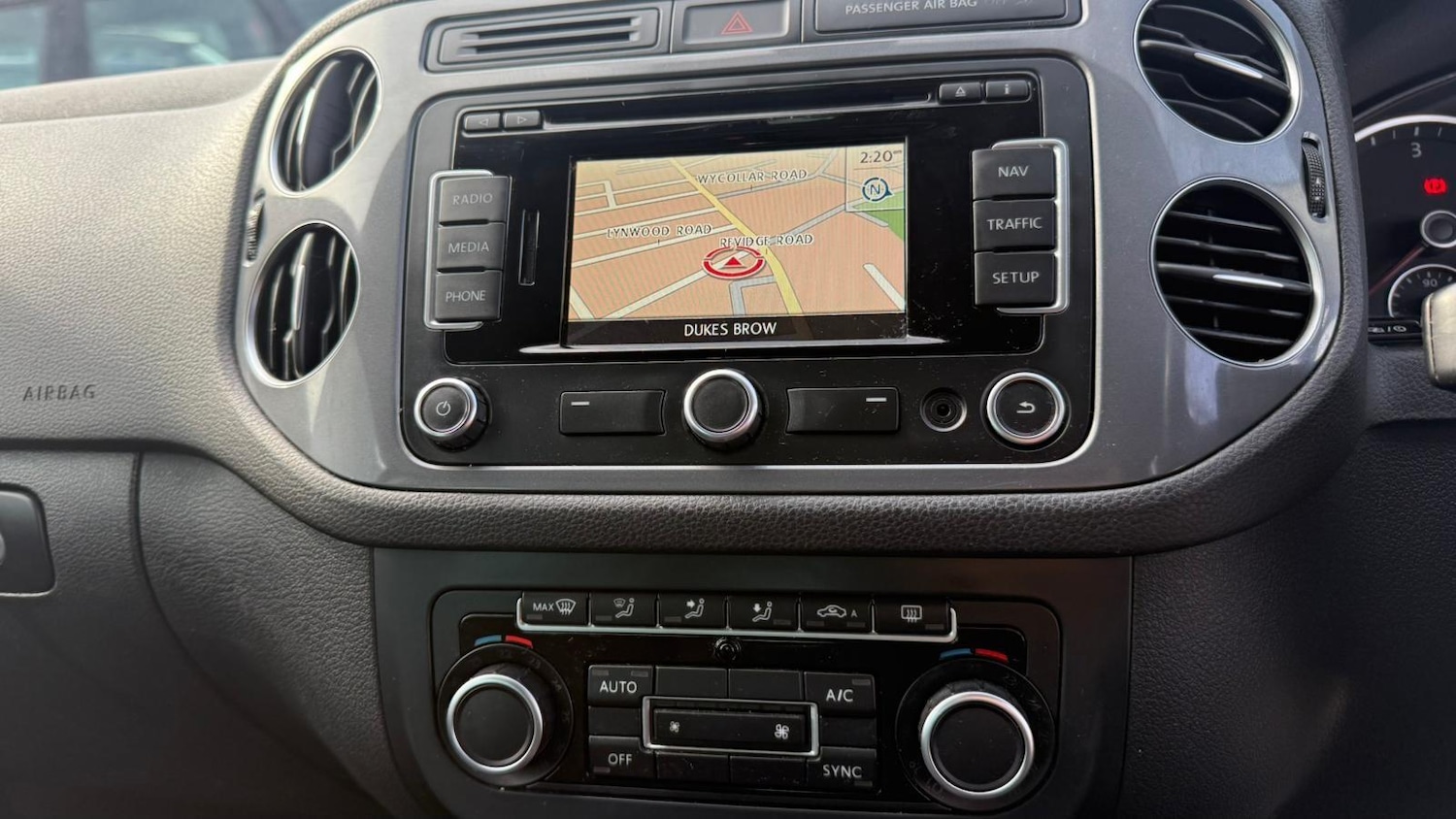 Used Volkswagen Tiguan 2014 for sale - 76786706: Photo 38