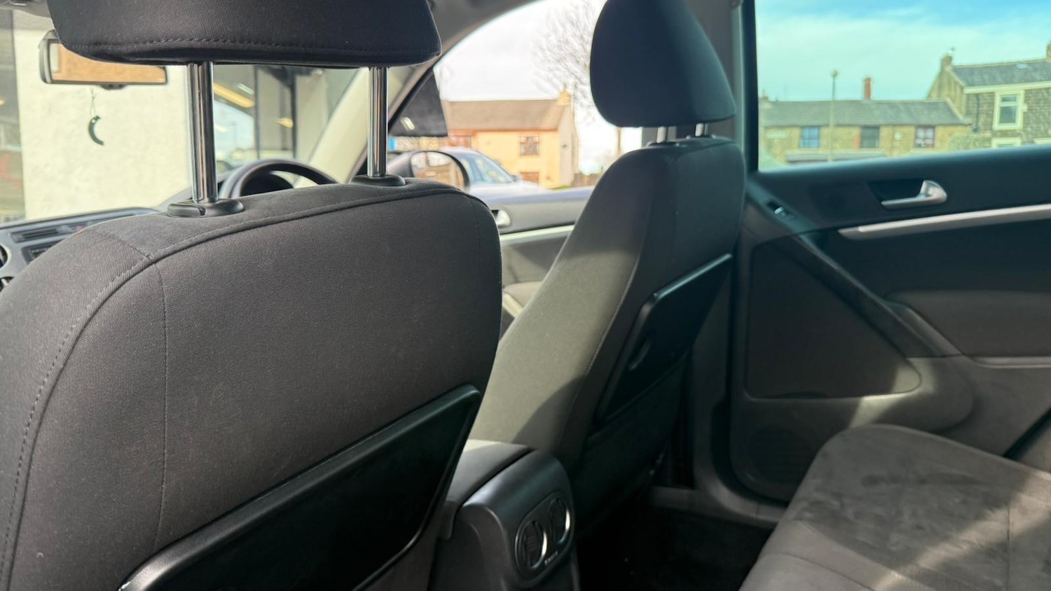 Used Volkswagen Tiguan 2014 for sale - 76786706: Photo 52