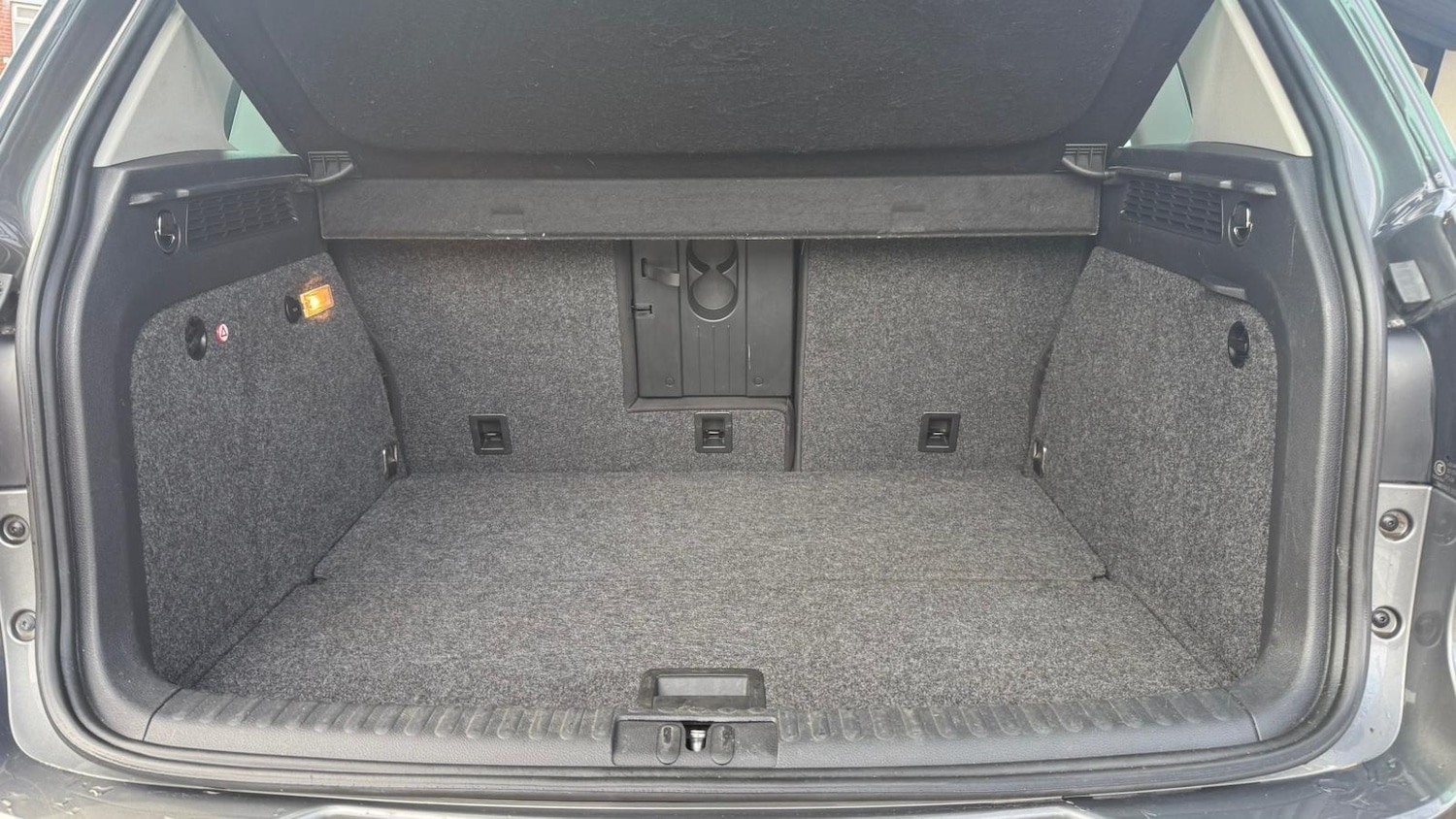 Used Volkswagen Tiguan 2014 for sale - 76786706: Photo 54