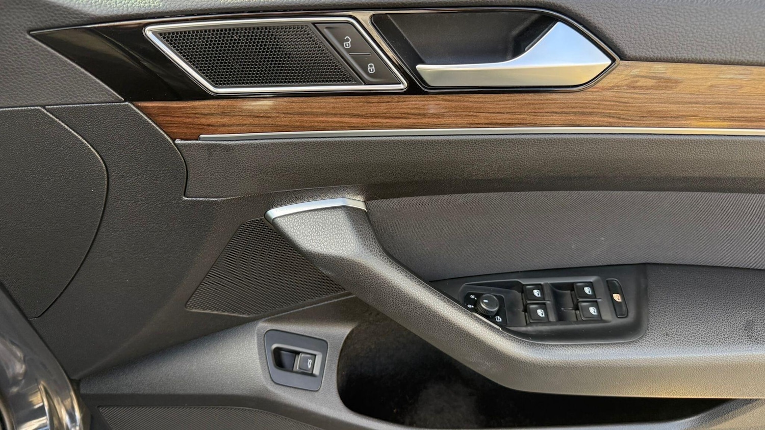 Used Volkswagen Passat 2017 for sale - 78007118: Photo 43