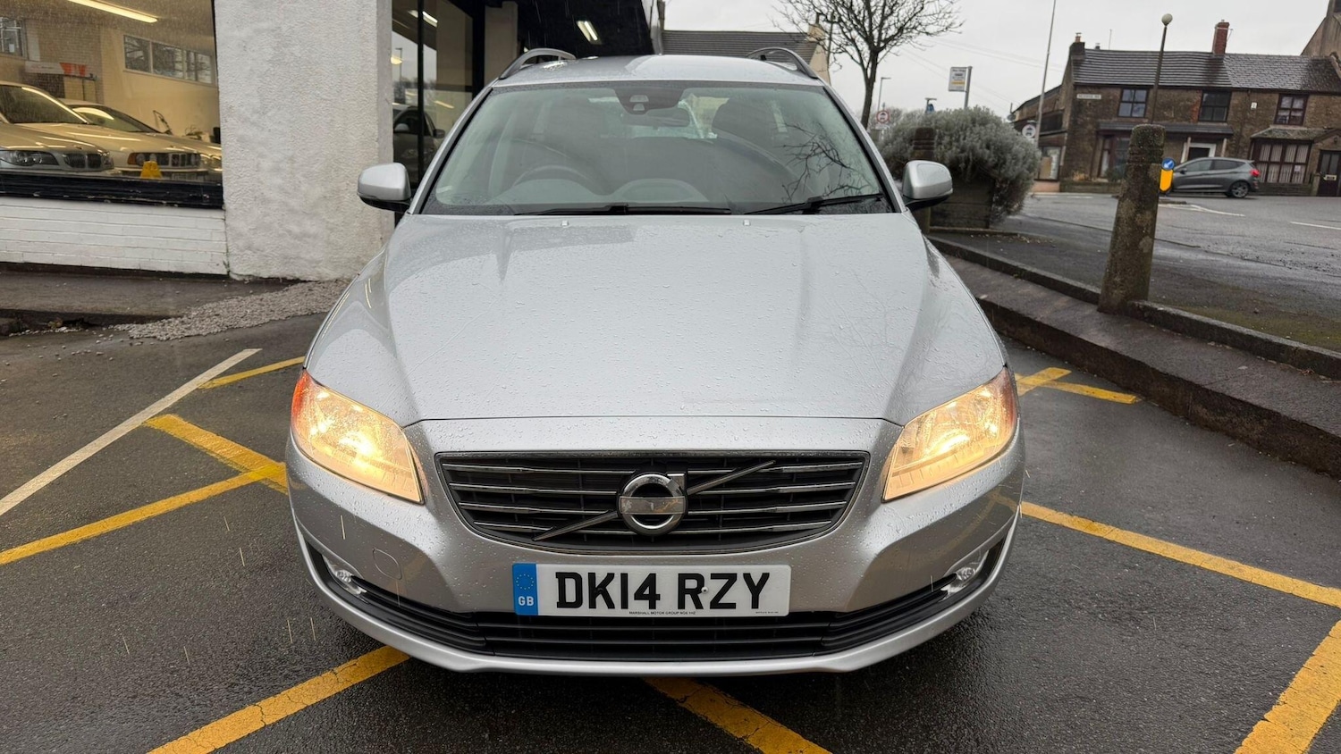 Used Volvo V70 2014 for sale - 77242403: Photo 2