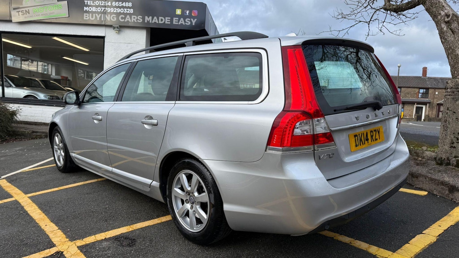 Used Volvo V70 2014 for sale - 77242403: Photo 24