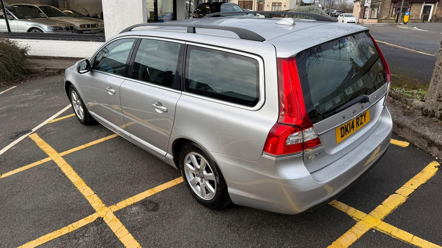 Used Volvo V70 2014 for sale - 77242403: Photo 30