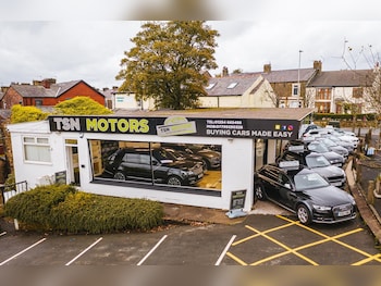 Used Volvo V70 2014 for sale - 77242403: Photo