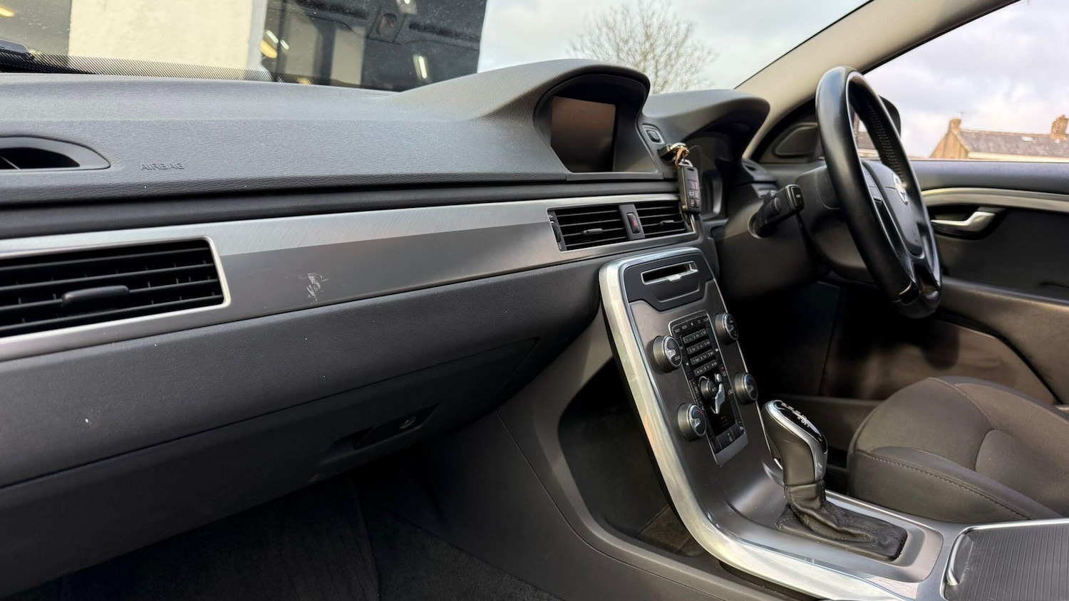 Used Volvo V70 2014 for sale - 77242403: Photo 44