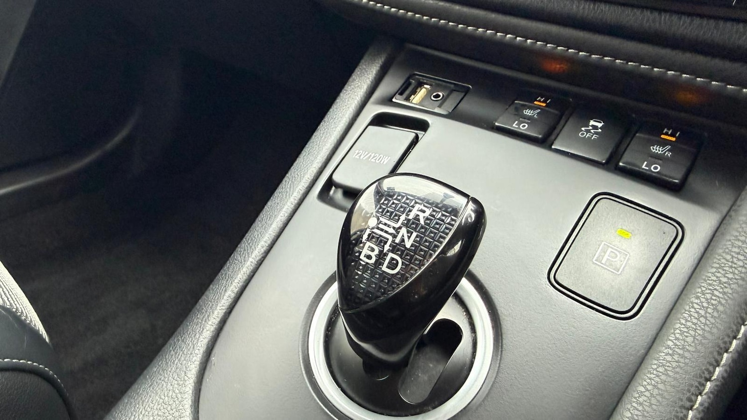 Used Toyota Auris 2015 for sale - 77977927: Photo 43