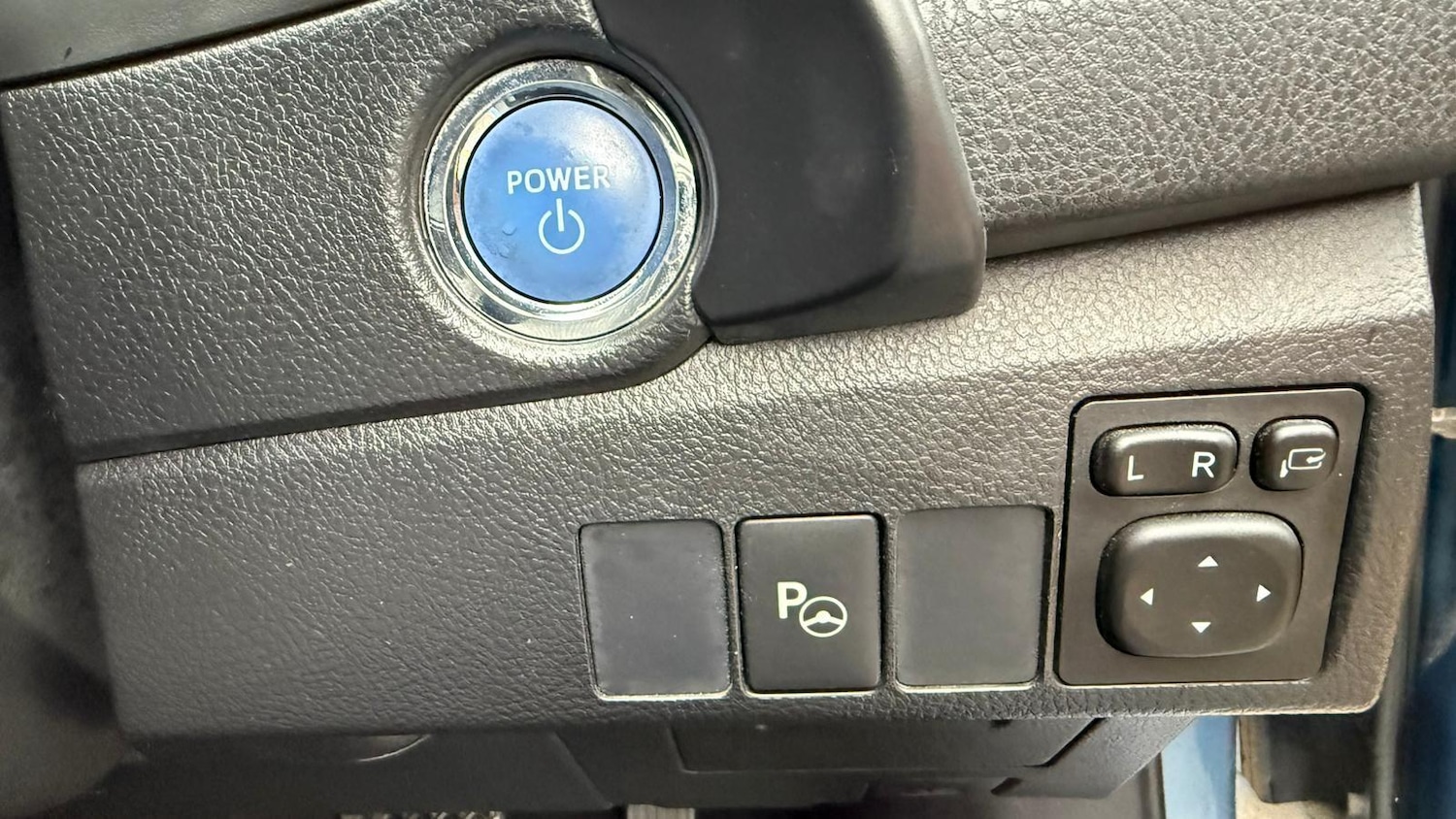 Used Toyota Auris 2015 for sale - 77977927: Photo 48