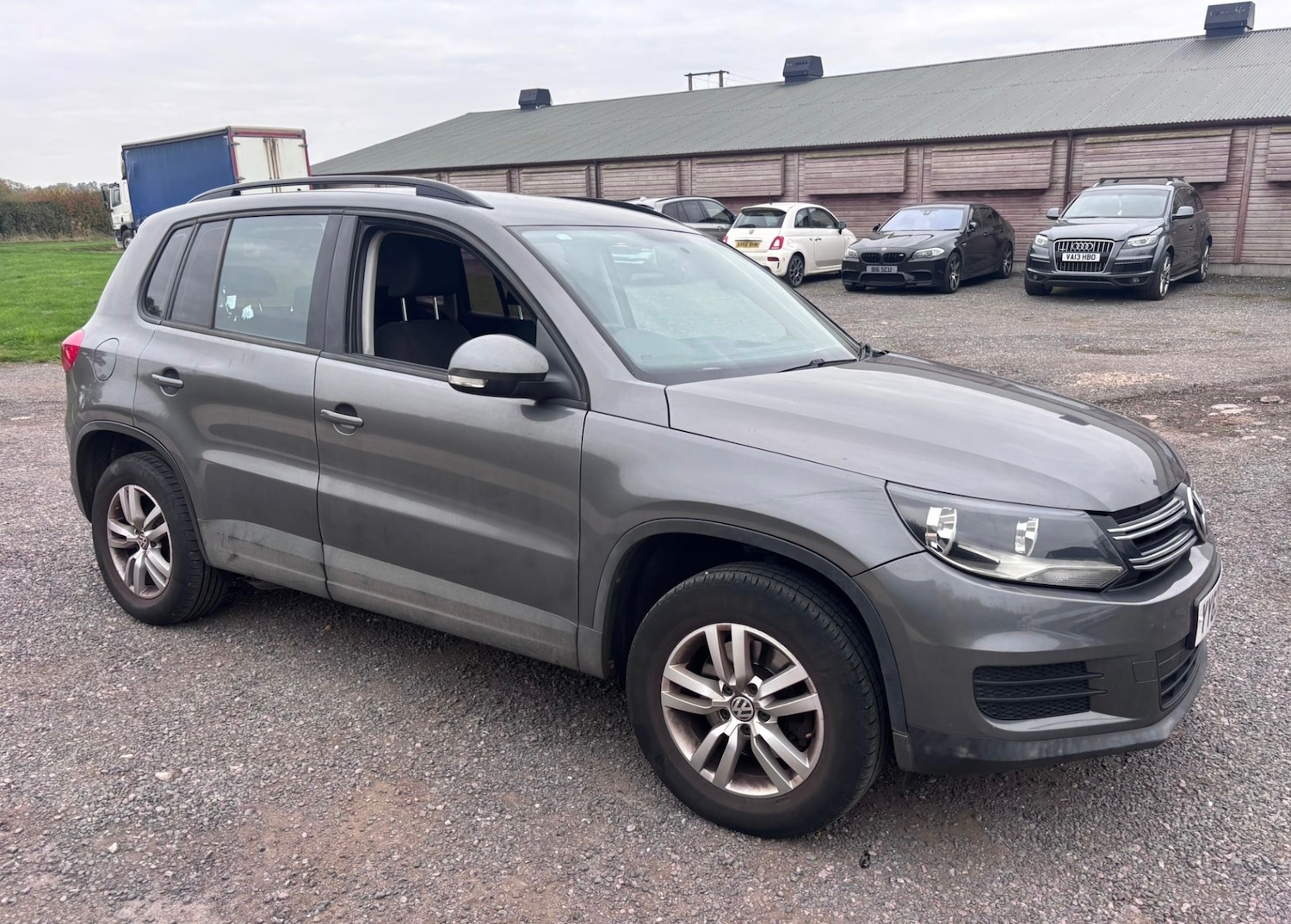 Used Volkswagen Tiguan 2013 for sale - 76299136: Photo 3
