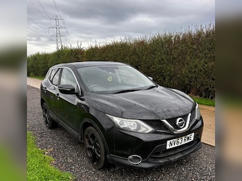 Used Nissan Qashqai 2014 for sale - 76143116: Photo 2