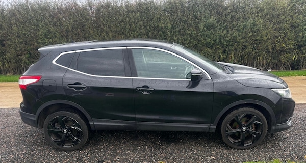Used Nissan Qashqai 2014 for sale - 76143116: Photo 6