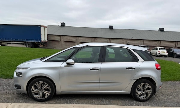Used Citroen C4 Picasso 2014 for sale - 76220518: Photo 4