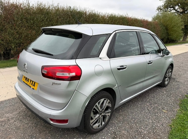 Used Citroen C4 Picasso 2014 for sale - 76220518: Photo 6